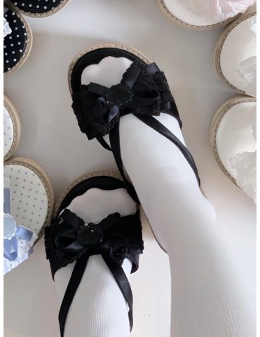 Sandales plates noires Wa Lolita - Look bois et nœud